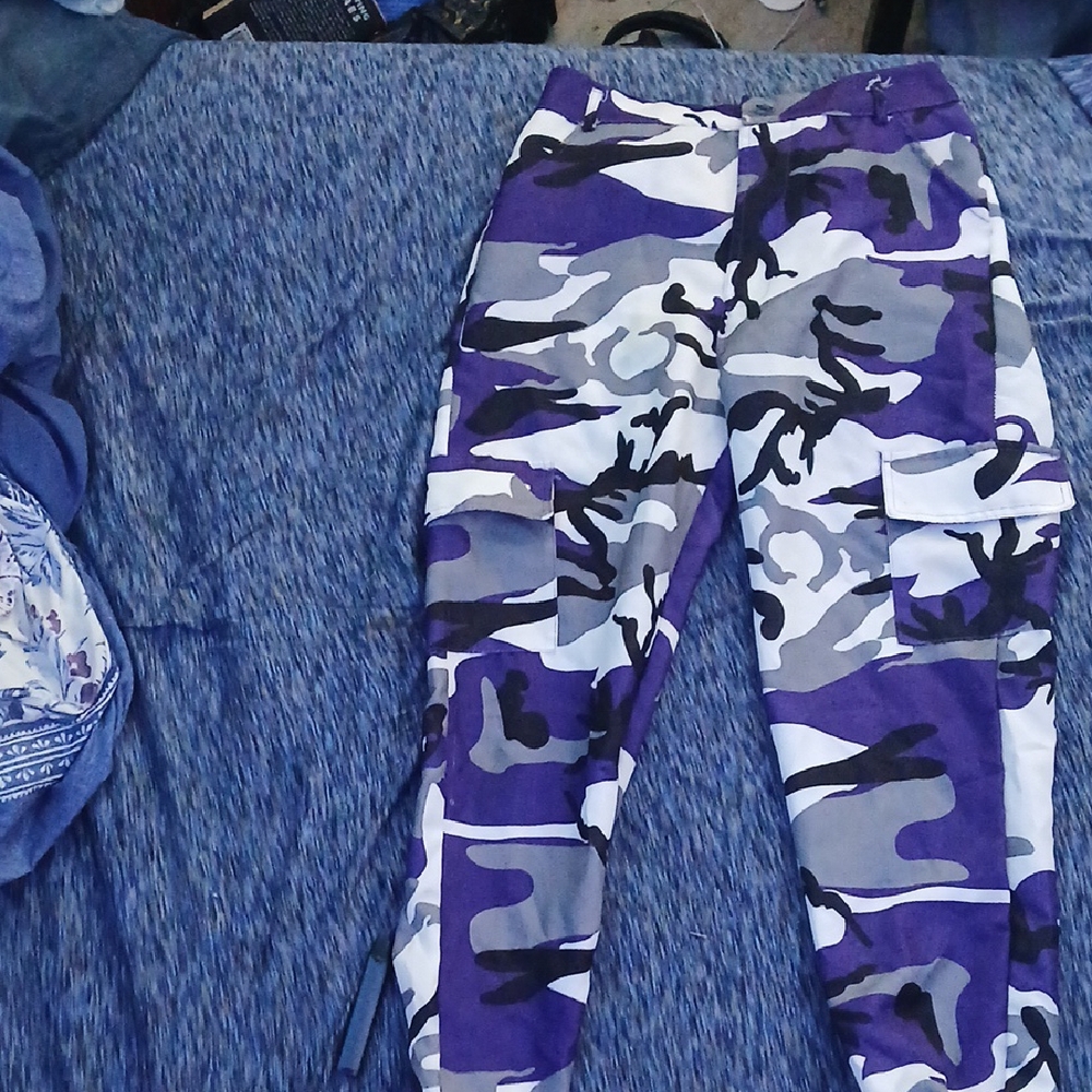 Purple Camouflage Women's Joggers